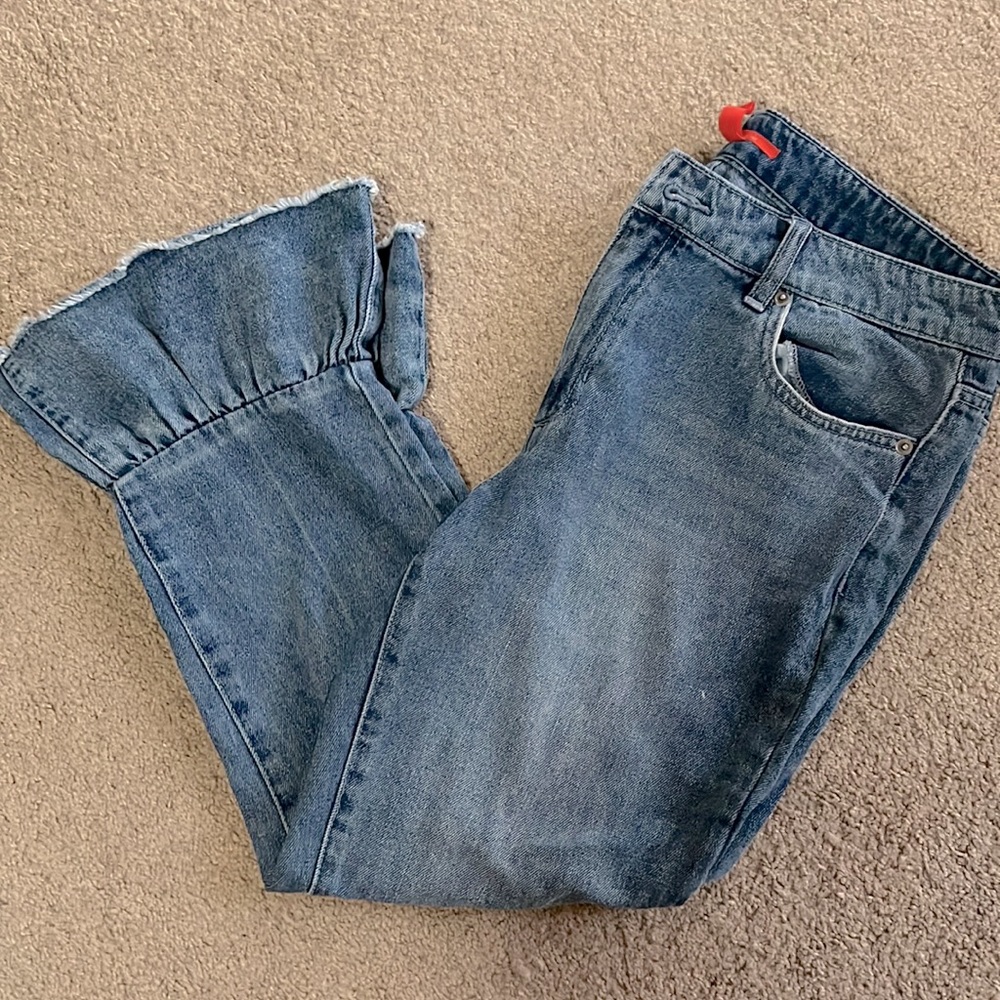 Ruffle Jeans